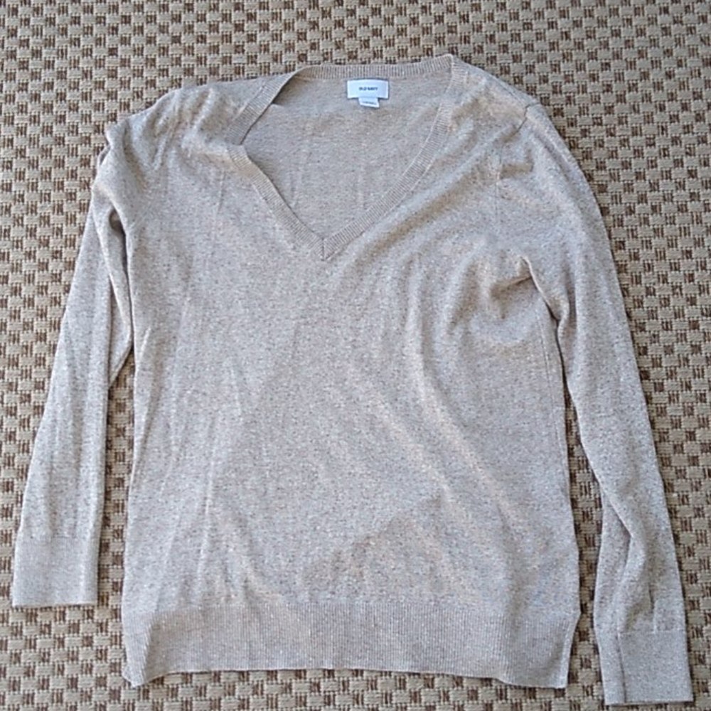 Old navy cream long sleeve v neck